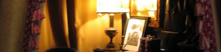 They See Dead People – True Facts about Psychic Mediums